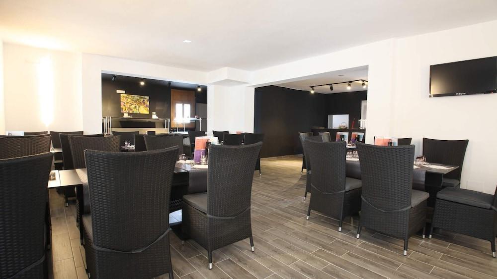 Hotel The Element 4*