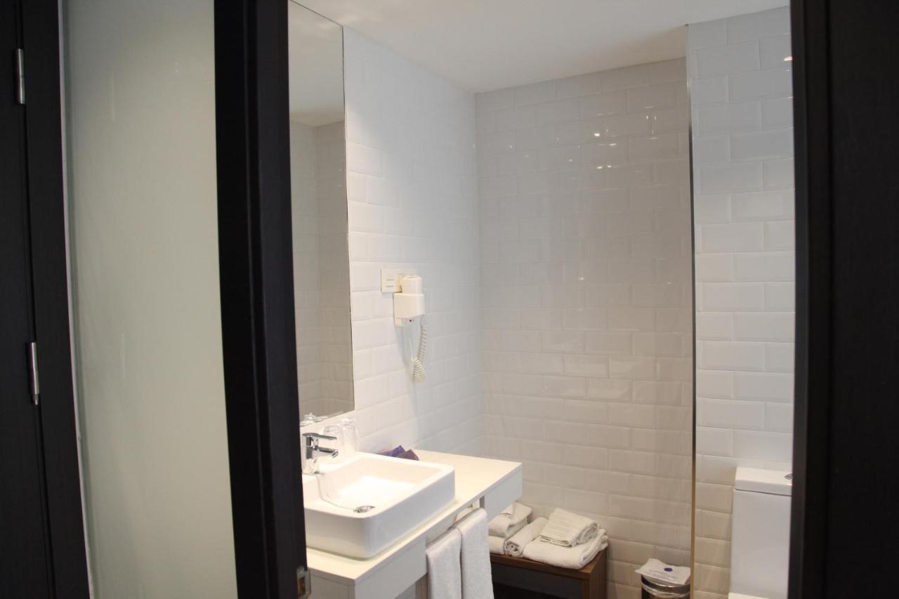 Hotel The Element 4*